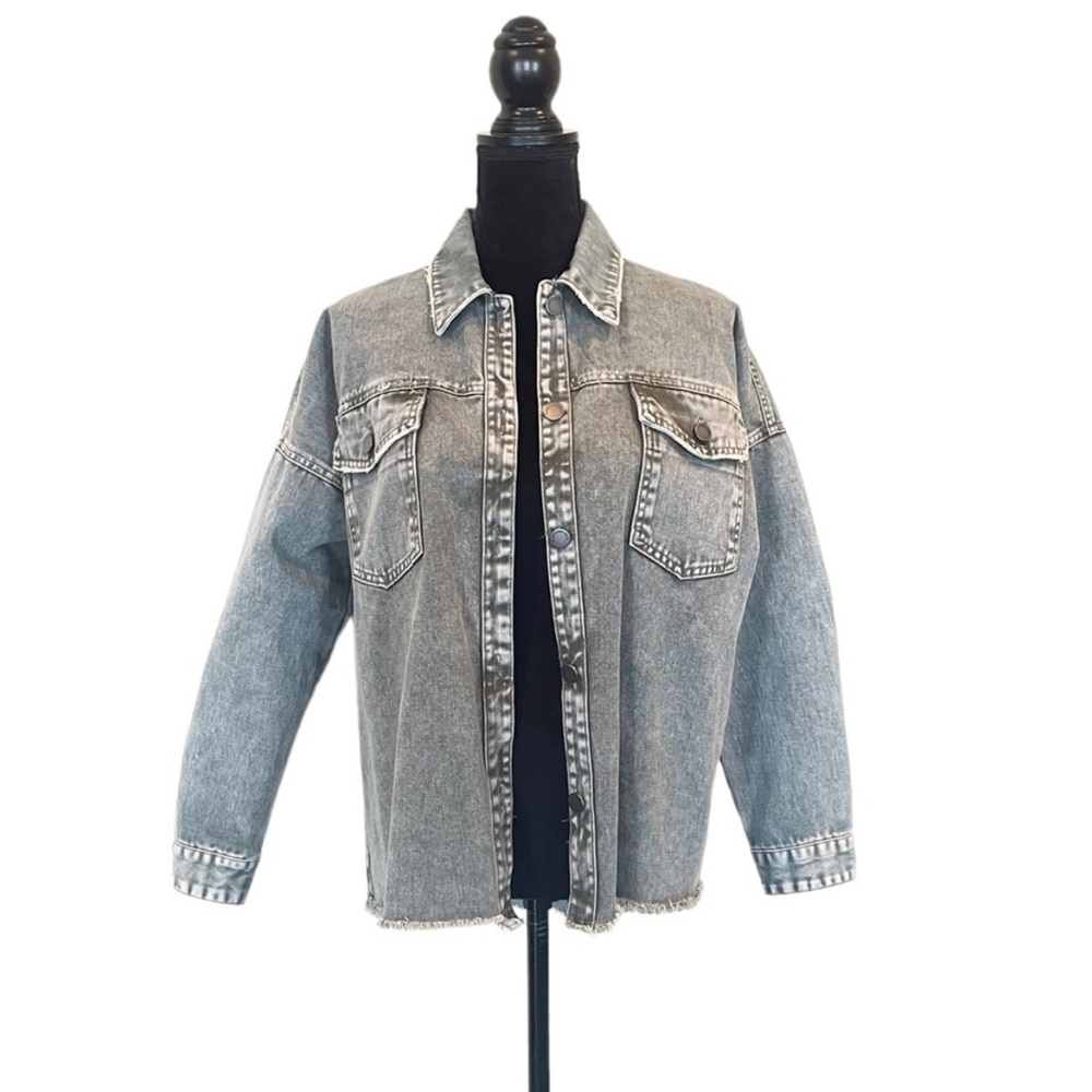 Black Label by Cest Toi distressed olive green button front shacket shirt medium